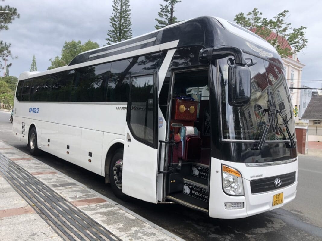 Car Rental from Hanoi to Halong Bay – The Ultimate Guide