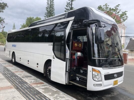 Car Rental from Hanoi to Halong Bay – The Ultimate Guide