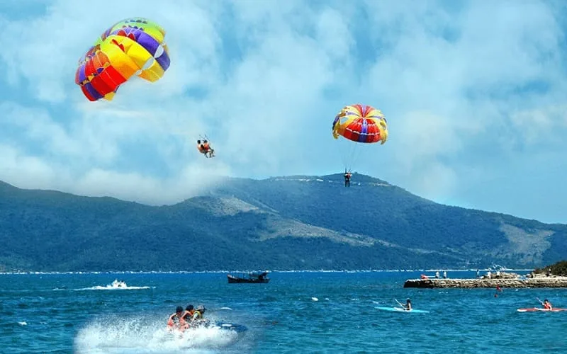 vietnamtour My Khe Beach Travel