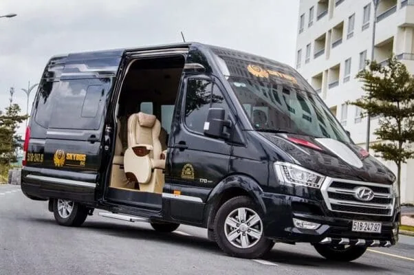 Car rental with driver in Ha Long City Car rental with driver in Ha Long City