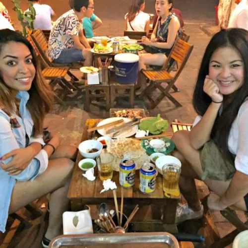 vietnamtour Street food tour in Hanoi