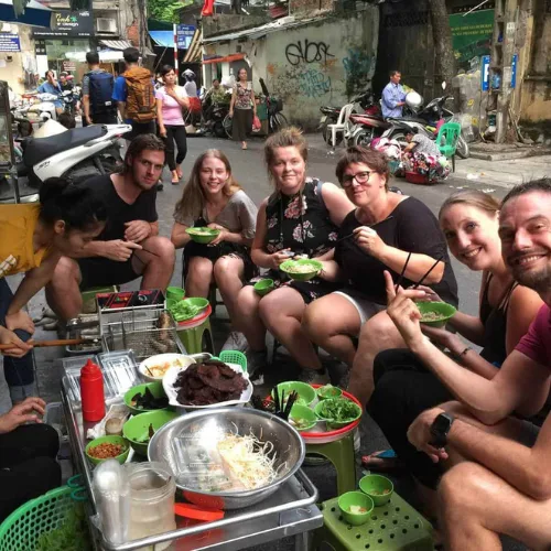 vietnamtour Street food tour in Hanoi