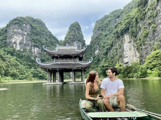 Trang An Ninh Binh Tour
