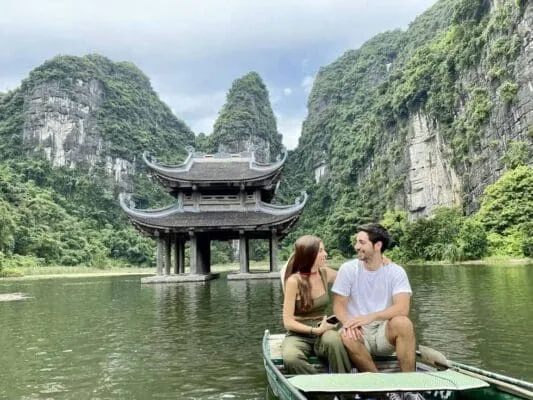 Trang An Ninh Binh Tour Trang An Ninh Binh Tour