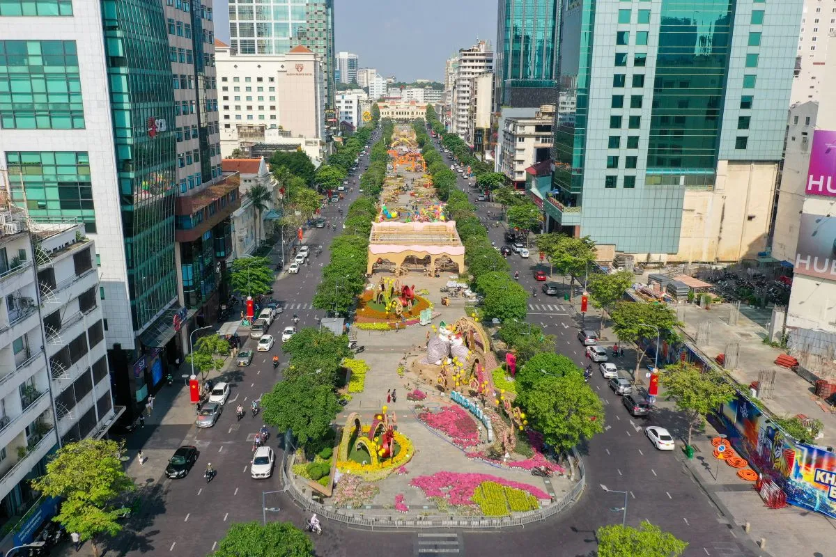 Discover Vietnam: 11-Day Bus Tour for Canadians