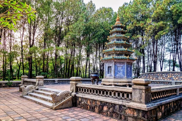 Hue Imperial City Tour: Private Local Guide