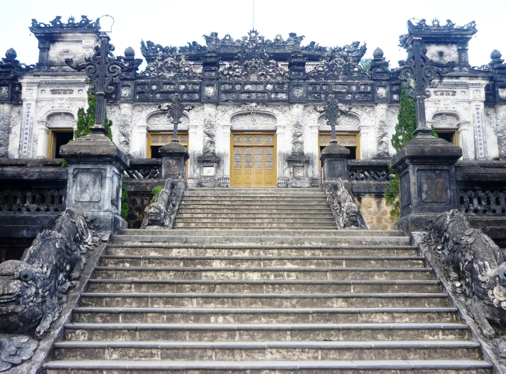 Hue Night Food Tour: A Culinary Adventure