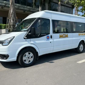 Boka hotell och transfer Vietnam paket