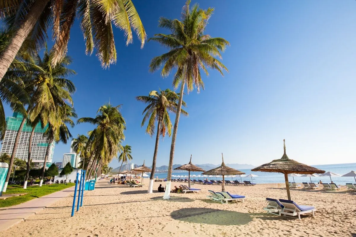 Nha Trang Night Tour: A Unique Experience for Canadians